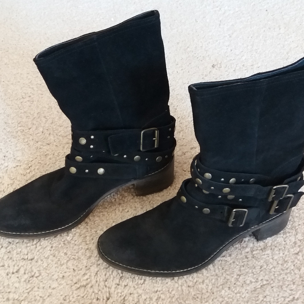 Barney's New York Black Suede Calf Boot 8M